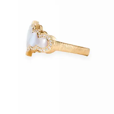 Mother of pearl Shell ring with diamonds